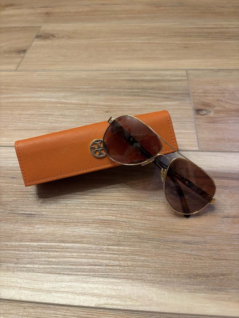 Tory Burch TY6010 462/13 Gold/Tortoise Aviator Sunglasses